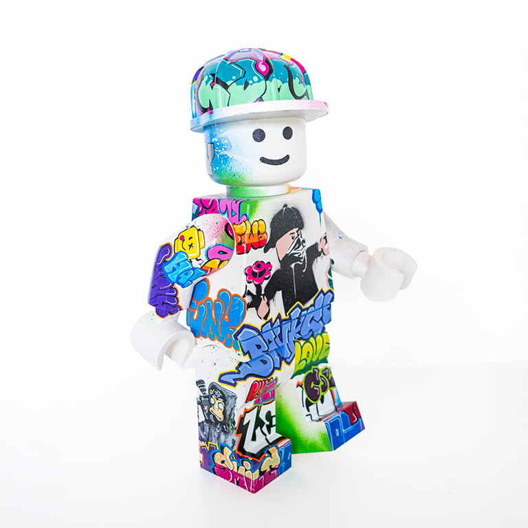 XXL Figure - Flower Thrower
